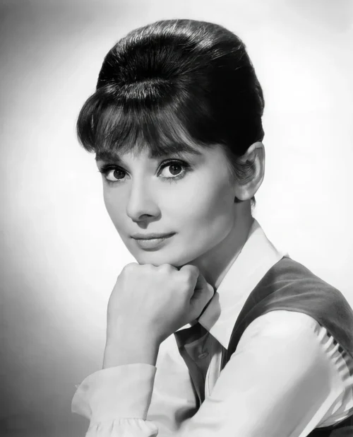 Audrey Hepburn 32
