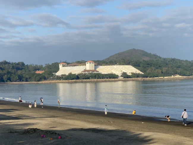 Hac Sa Beach