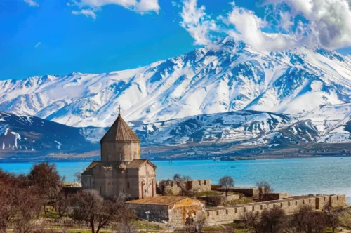 Aghtamar Cathedral Photos 08