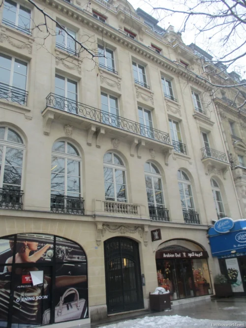 Avenue des Champs-Elysees 01