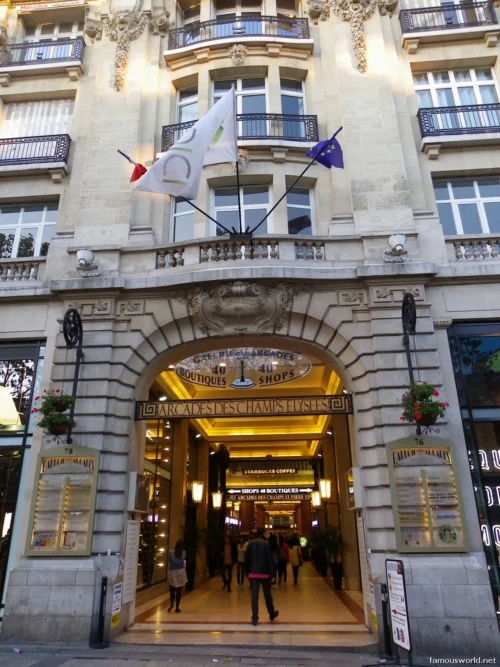 Avenue des Champs-Elysees 09