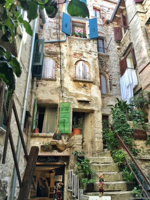 Balbi’s Arch – Rovinj 32