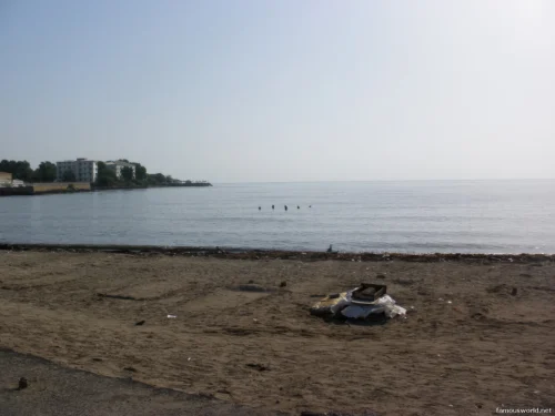 Khor Ambado Beach 06