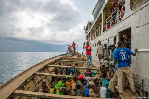 Lake Tanganyika 09