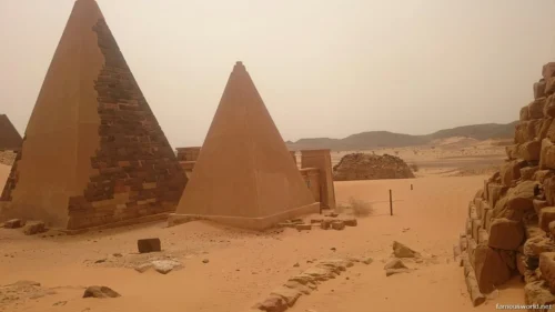 Meroe Pyramids 06