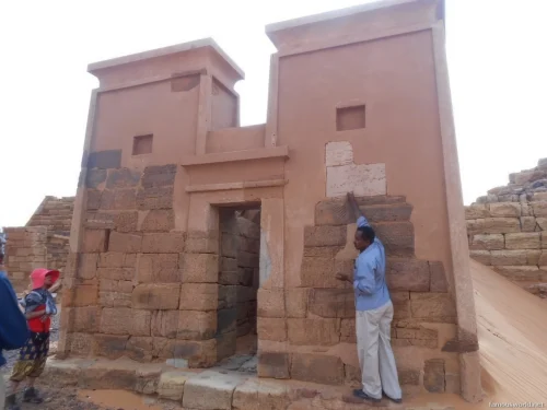 Meroe Pyramids 13