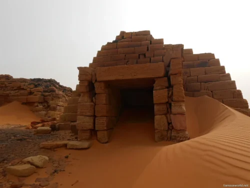 Meroe Pyramids 14