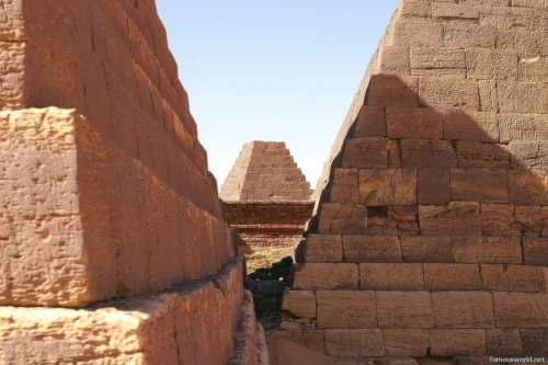 Meroe Pyramids 24