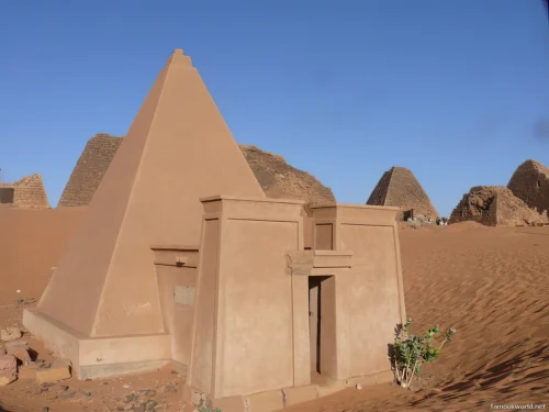 Meroe Pyramids 37