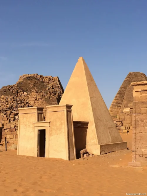 Meroe Pyramids 40