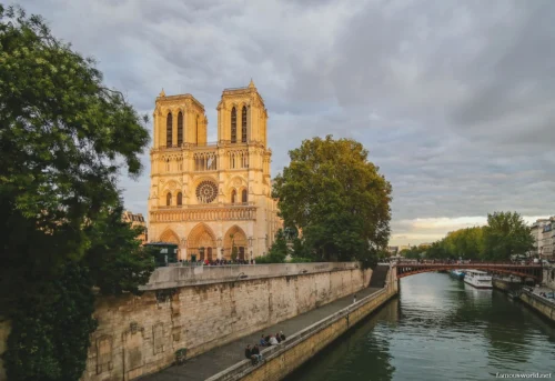 Notre-Dame Cathedral 27