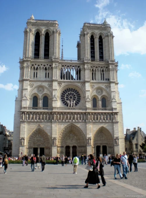Notre-Dame Cathedral 36