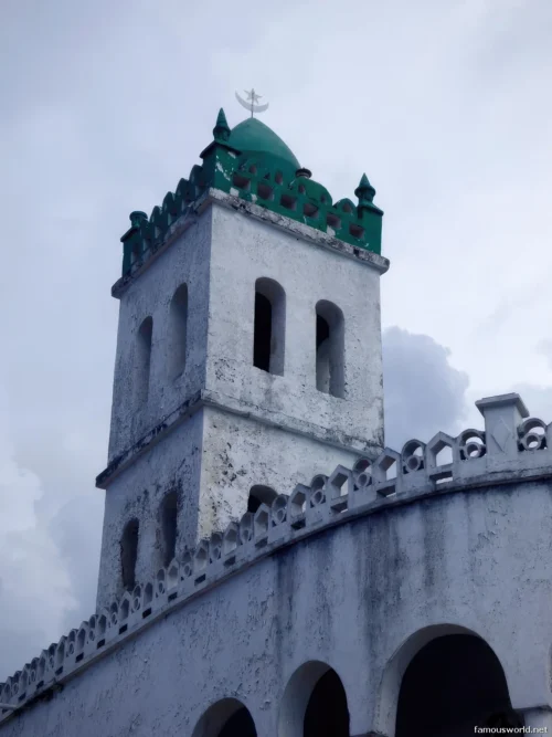 Old Friday Mosque of Moroni 03