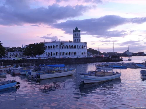 Old Friday Mosque of Moroni 07