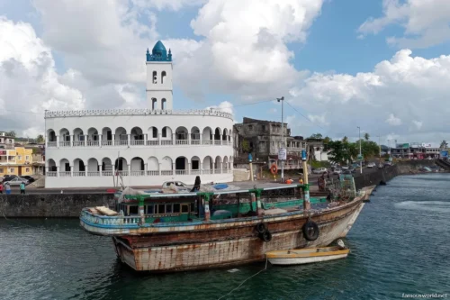 Old Friday Mosque of Moroni 15