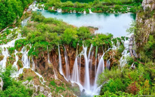 Plitvice Lakes National Park 03