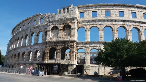 Pula Arena 36