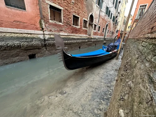 Canals of Venice 03