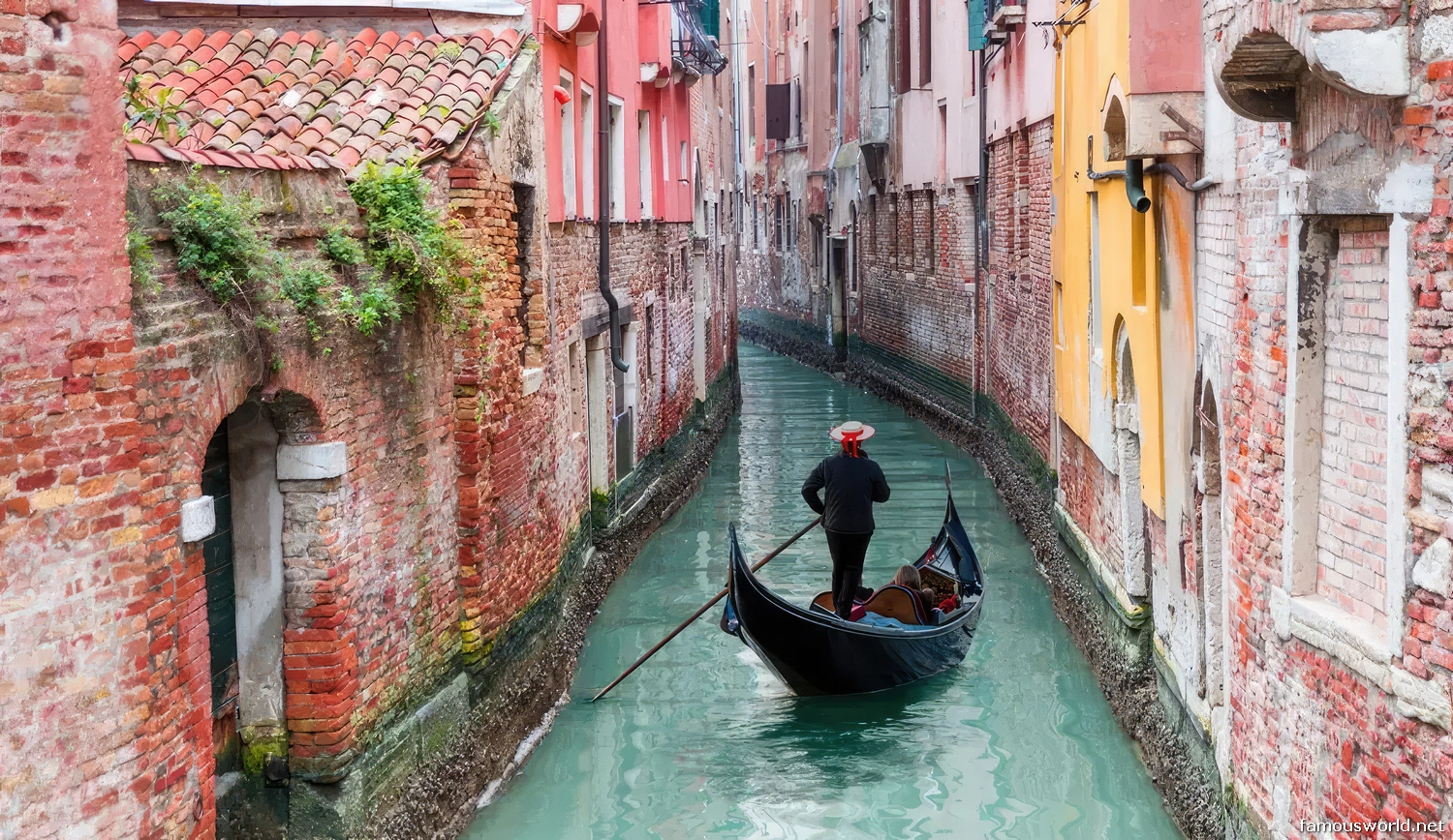 Canals of Venice Canals of Venice