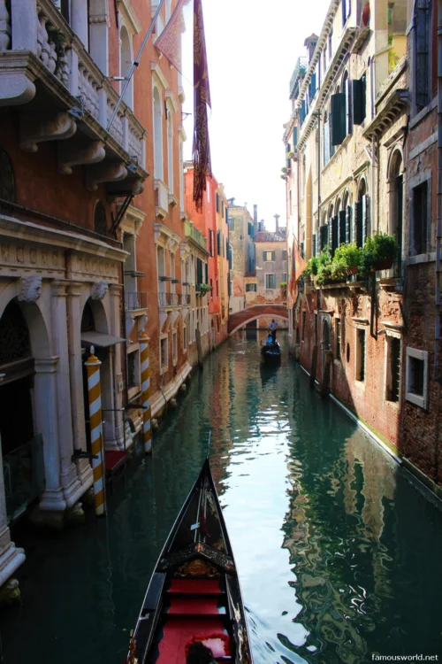 Canals of Venice 19