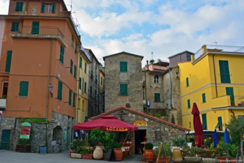 Corniglia italy 23