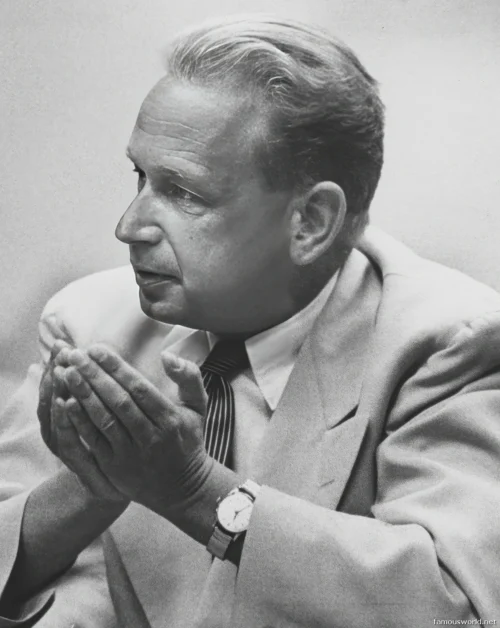 Dag Hammarskjold 16