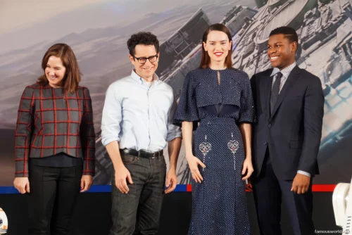 Daisy Jazz Isobel Ridley – Daisy Ridley 45