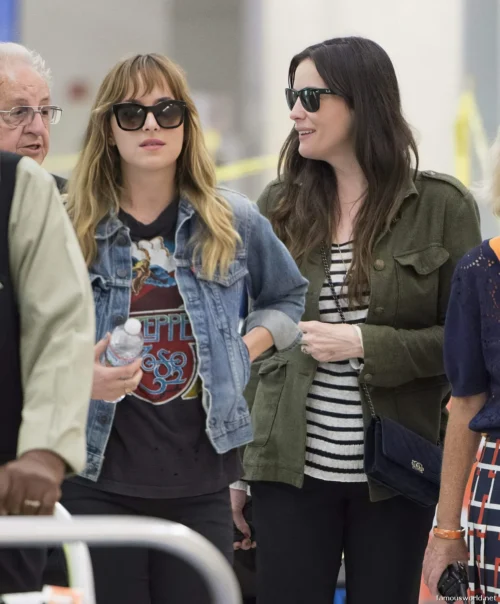 Dakota Johnson – Dakota Mayi Johnson 20