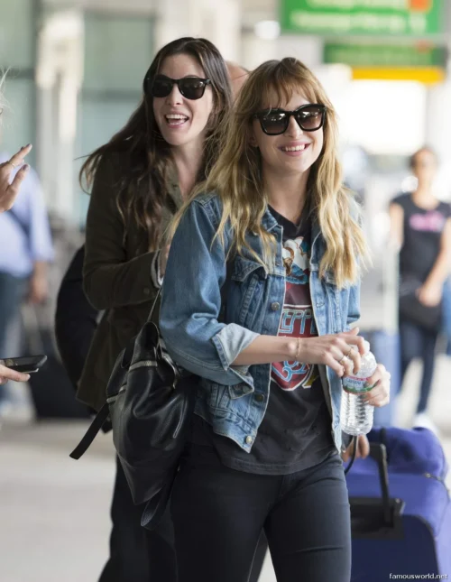 Dakota Johnson – Dakota Mayi Johnson 22