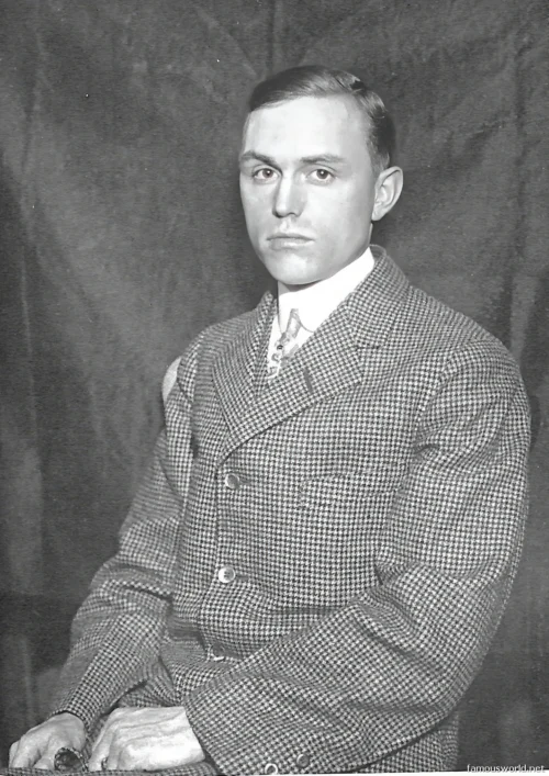 Damon Runyon – Alfred Damon Runyon 02