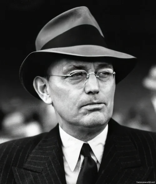 Damon Runyon – Alfred Damon Runyon 06