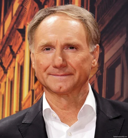 Dan Brown – Daniel Gerhard Brown 17