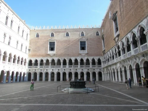 Doge Palace 71