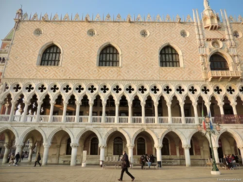 Doge Palace 77