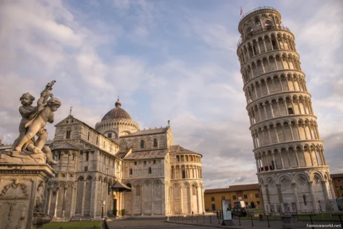 Leaning Tower of Pisa 01