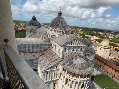 Leaning Tower of Pisa 05