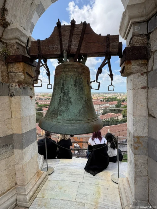 Leaning Tower of Pisa 06