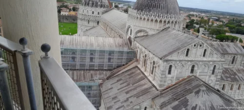 Leaning Tower of Pisa 08