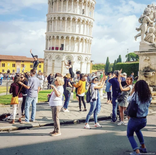 Leaning Tower of Pisa 16