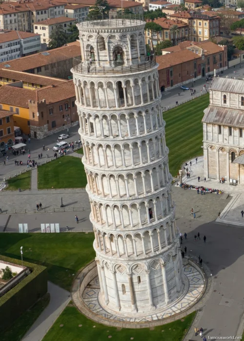 Leaning Tower of Pisa 17