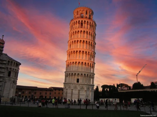 Leaning Tower of Pisa 18