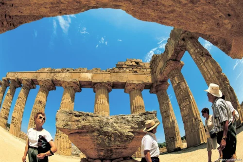 Parco Archeologico di Paestum 01