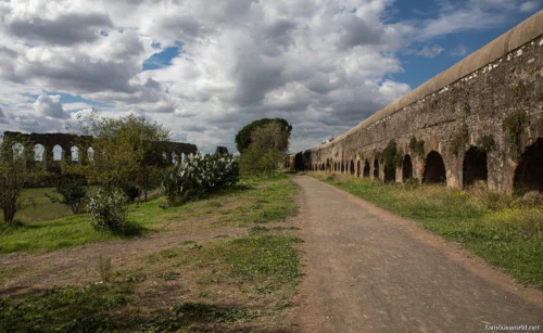 Park of the Aqueducts 12