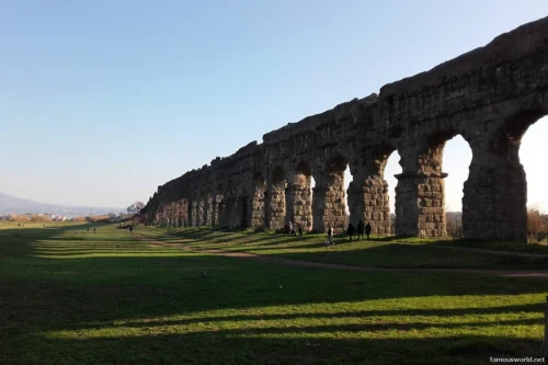 Park of the Aqueducts 19