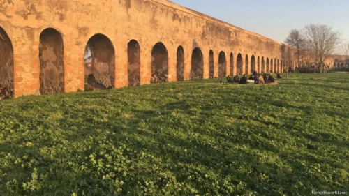 Park of the Aqueducts 21