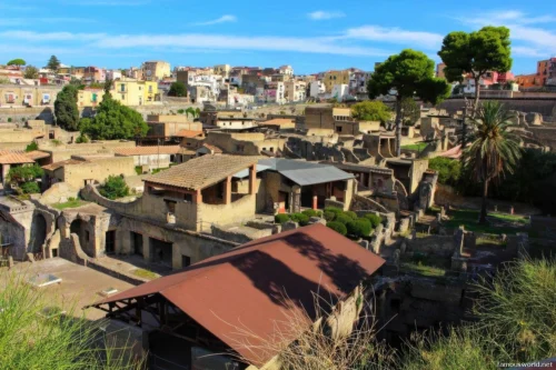 Pompeii and Herculaneum 11