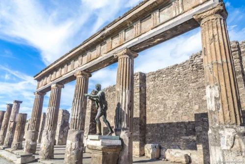 Pompeii and Herculaneum 19