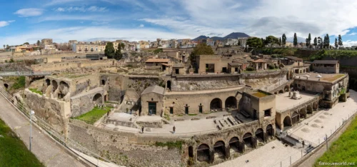 Pompeii and Herculaneum 21