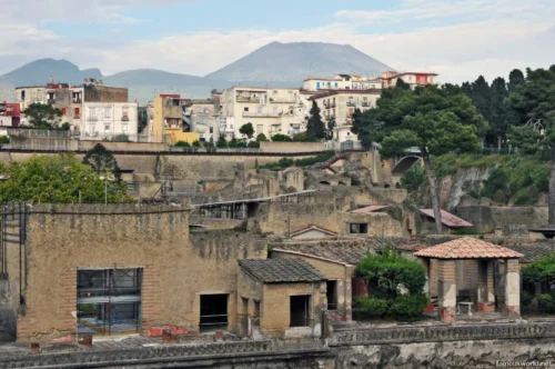 Pompeii and Herculaneum 51