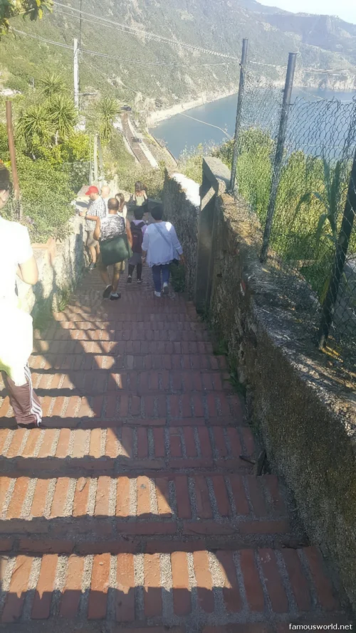 Scalinata Lardarina 03